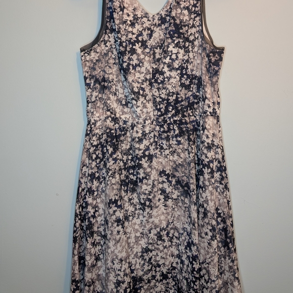 Simply Vera Vera Wang Sz M Floral Sleeveless Dress - Picture 4 of 7
